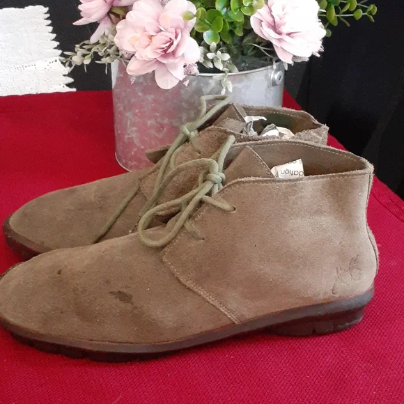 JOHN FLUEVOG SHOES SUEDE - Picture 1 of 11
